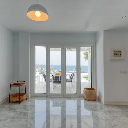 Pasito Blanco Deluxe Ferienhaus *